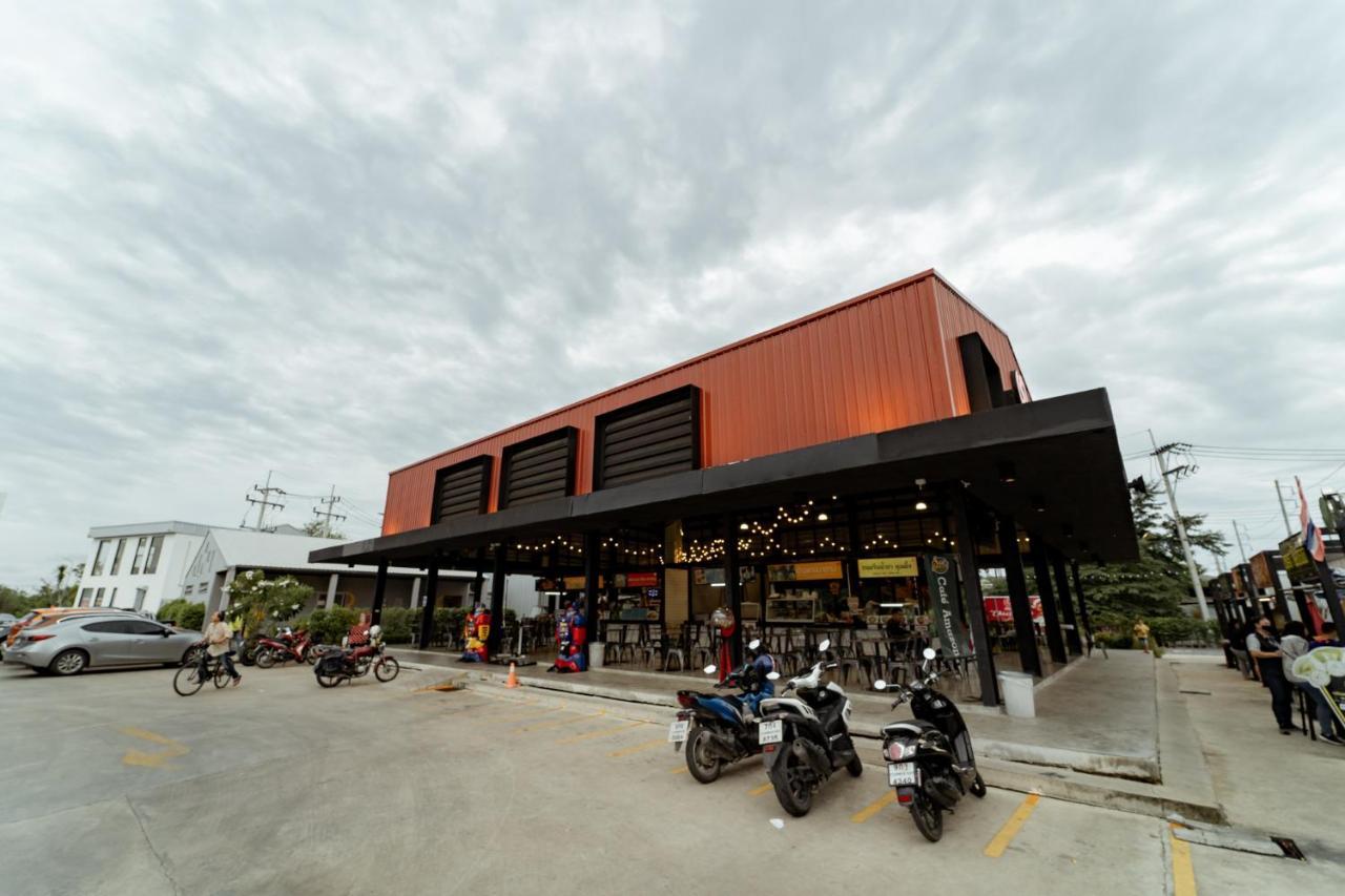 My Space69 Bangkok Ngoại thất bức ảnh
